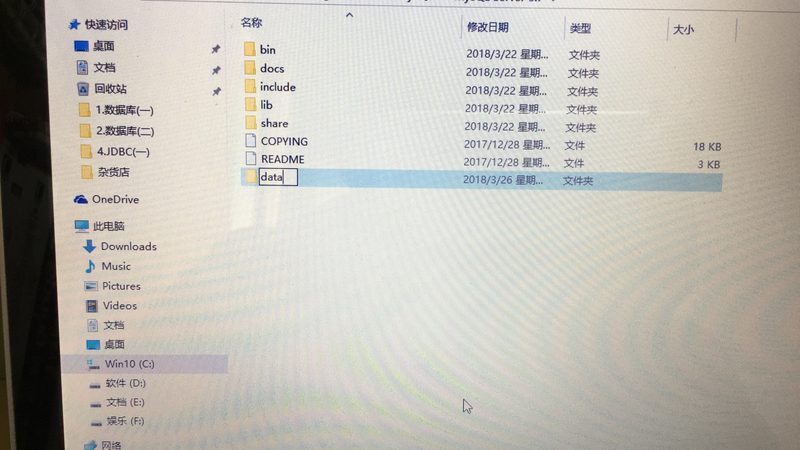 半自理老人居家护理，保姆与护工价格对比解析